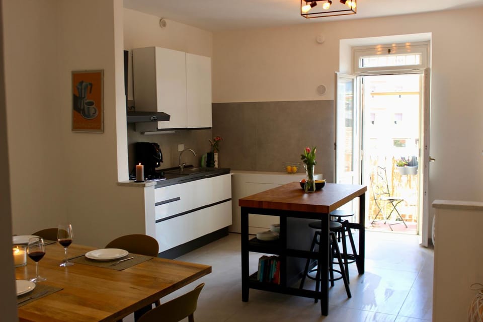 Kitchen or kitchenette, kitchen