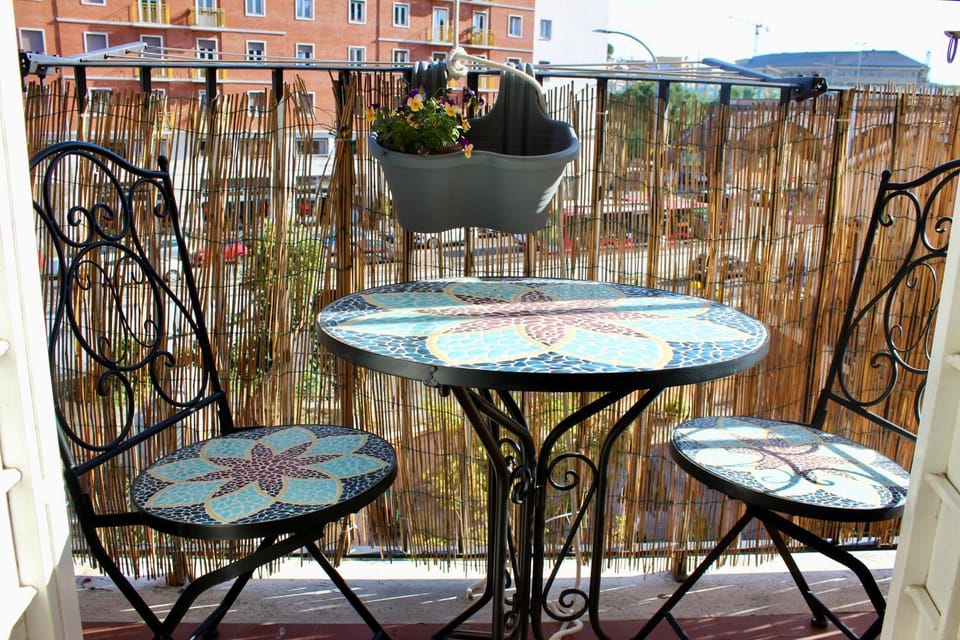 Property building, Balcony/Terrace