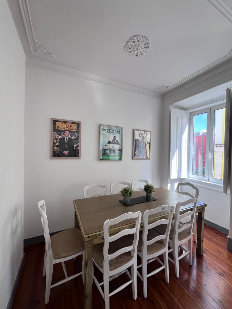 2 BEDROOOM Flat in the Heart of Graça Lisbon Apartment in Lisbon
