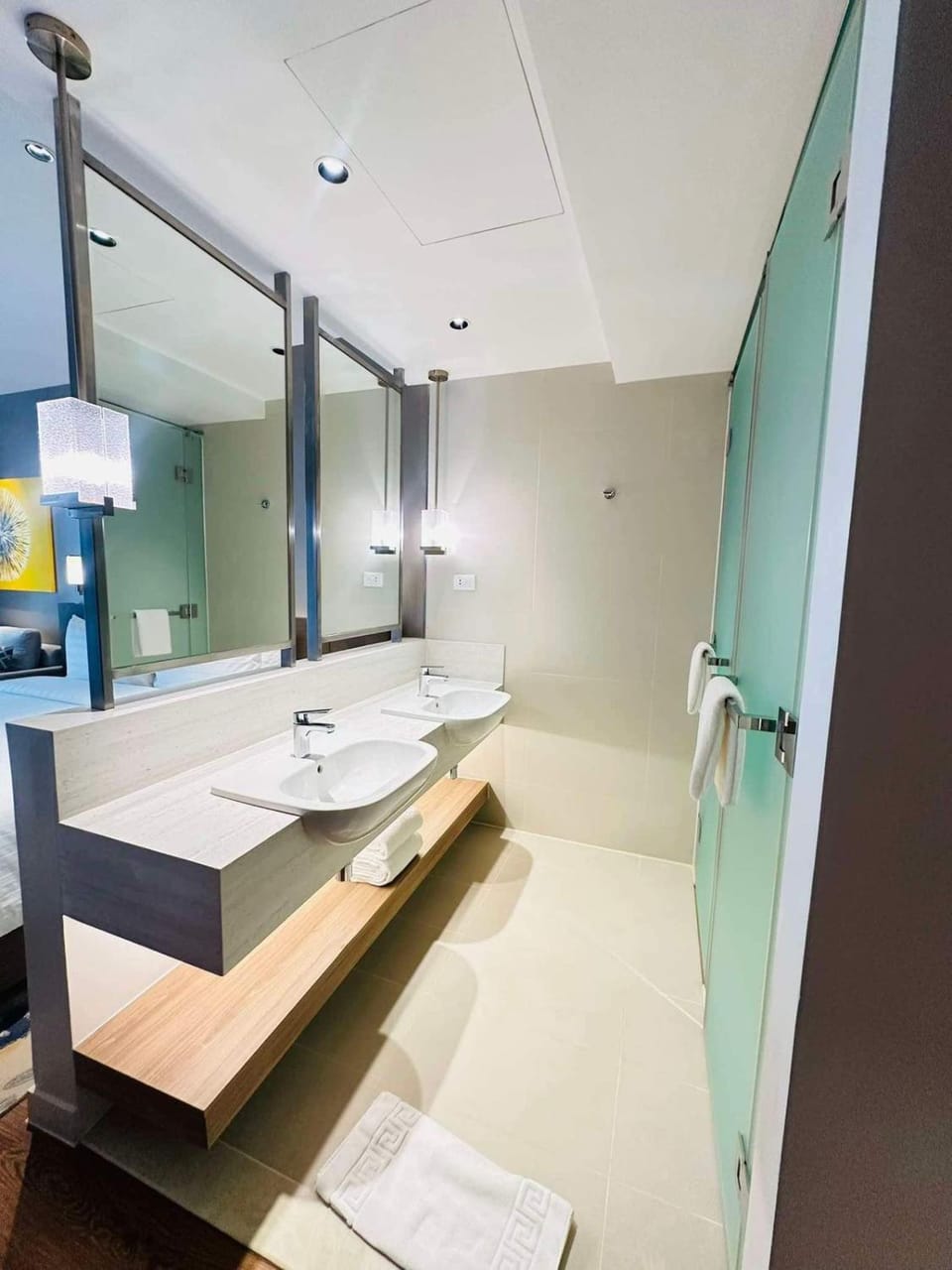 Novotel Executive Hotel at Rosalina Acqua Residence Mandaluyong Apartment in Mandaluyong