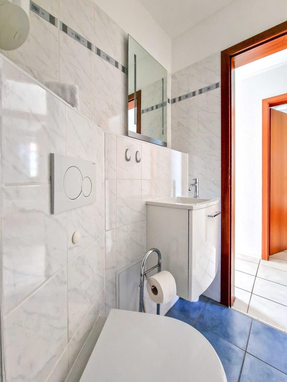 Toilet, Bathroom