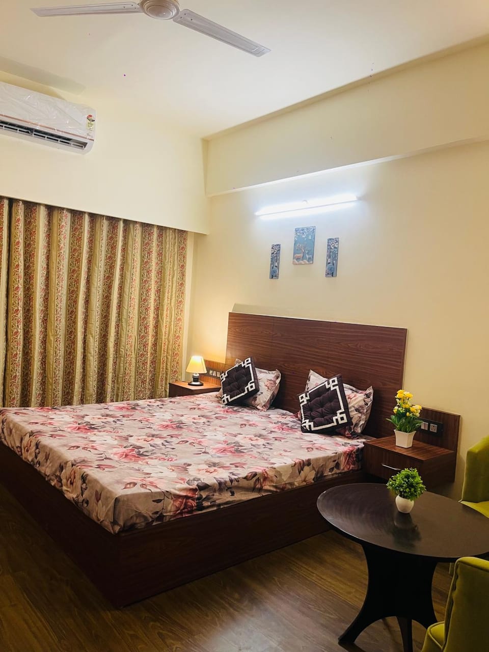 Doon Deluxe View Apartment in Dehradun