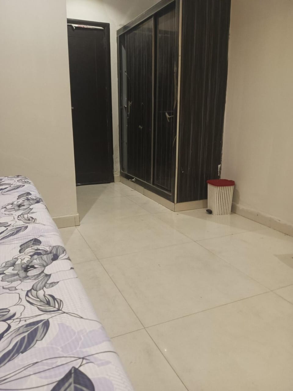 Bedroom, wardrobe