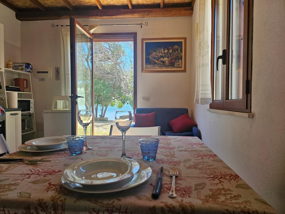 Dining area, Sea view