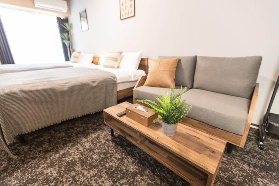 Seating area, Bedroom