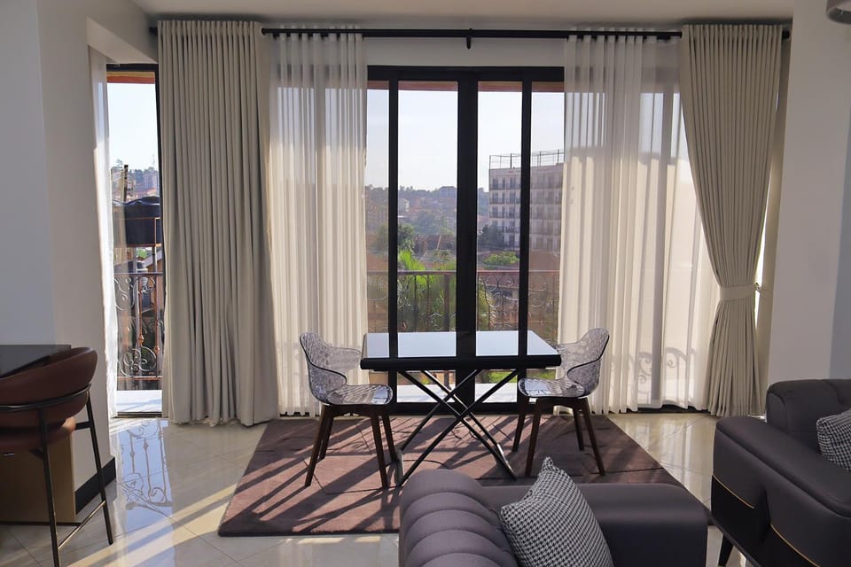 Balcony/Terrace, Dining area