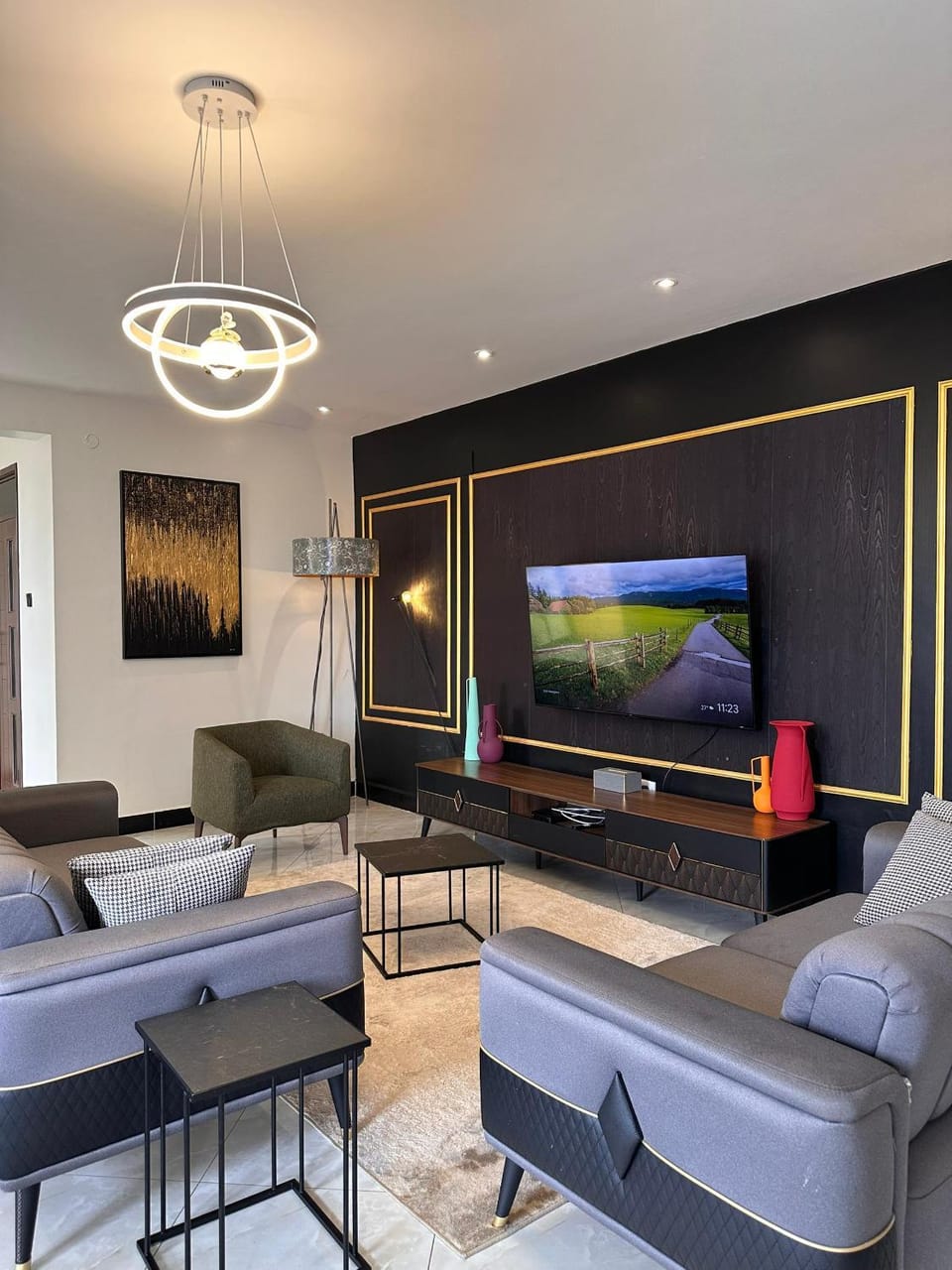 Communal lounge/ TV room, Living room, Seating area, Evening entertainment