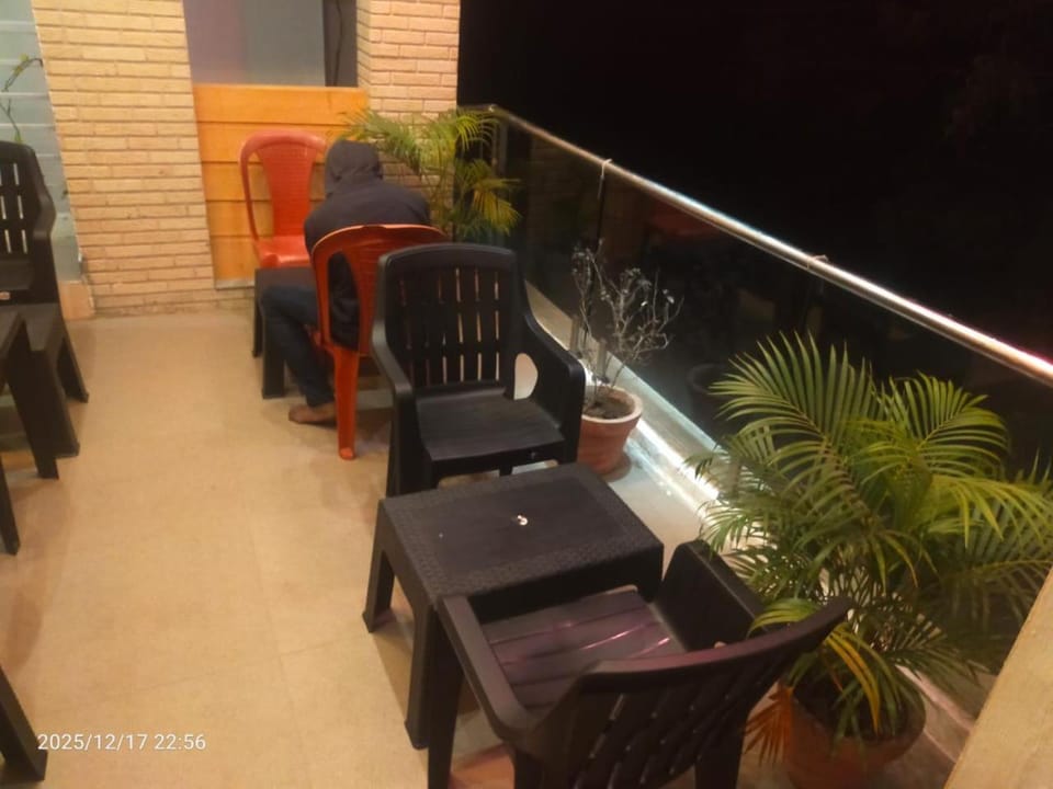 Saurabh Guest House, Akkalkot Bed and Breakfast in Karnataka