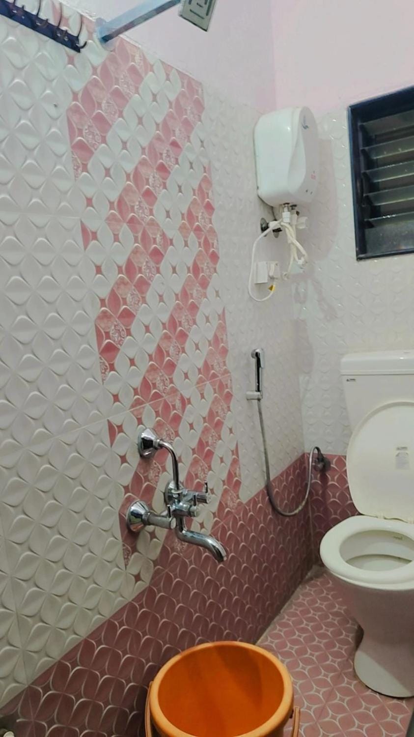 Saurabh Guest House, Akkalkot Bed and Breakfast in Karnataka