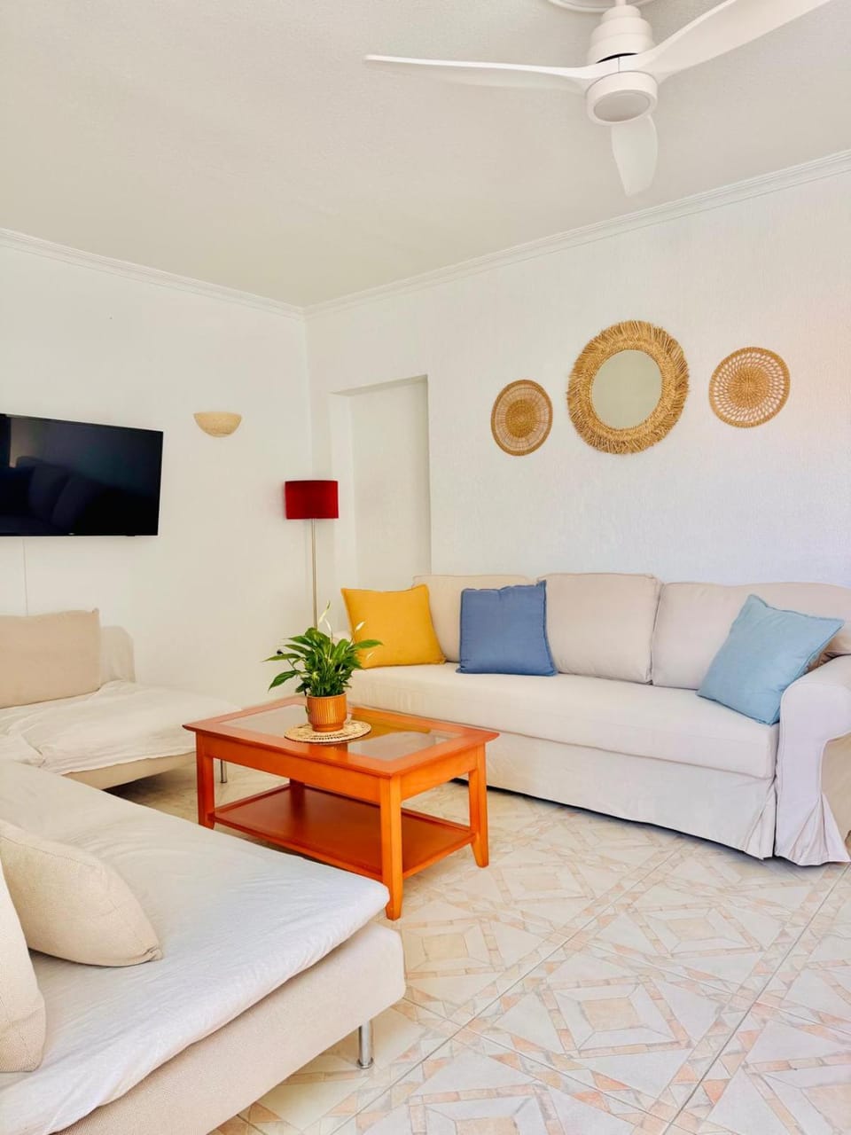 Living room, Lounge or bar