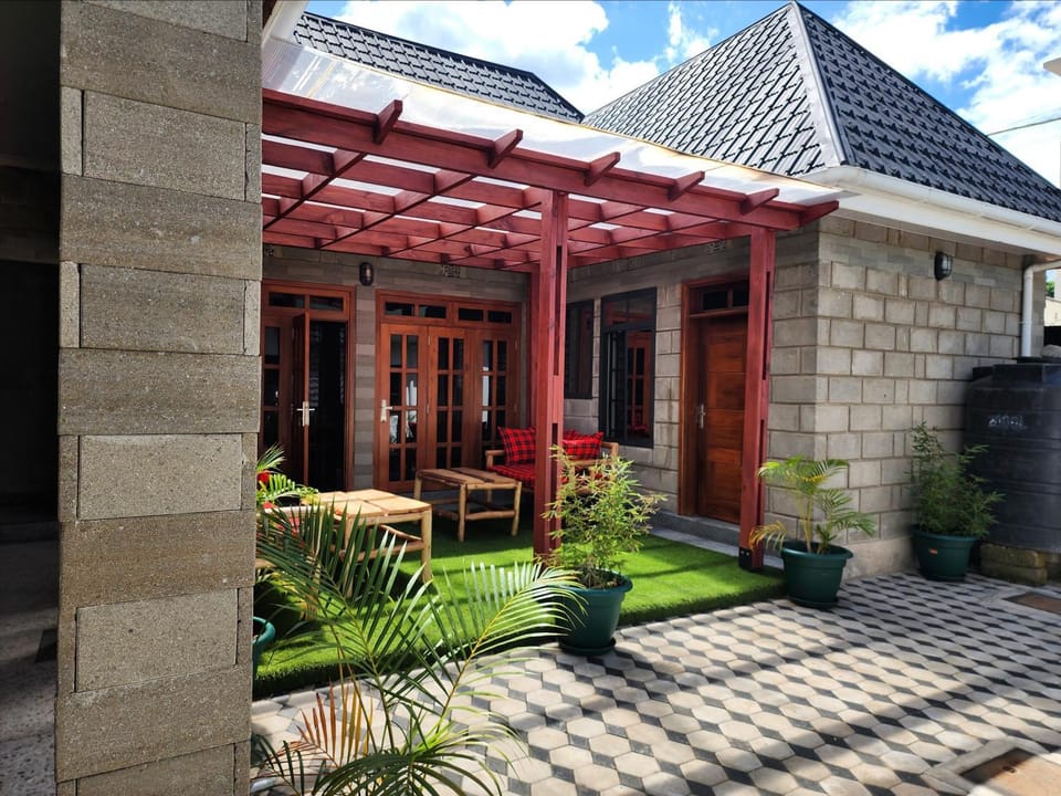 Property building, Garden, Garden view