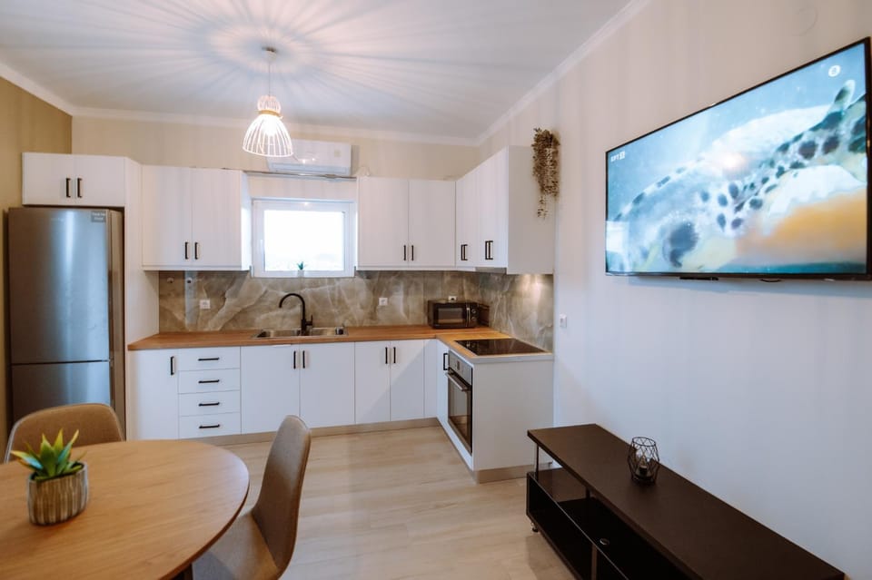 Esperides Luxury Suites 1 Apartment in Peloponnese, Western Greece and the Ionian