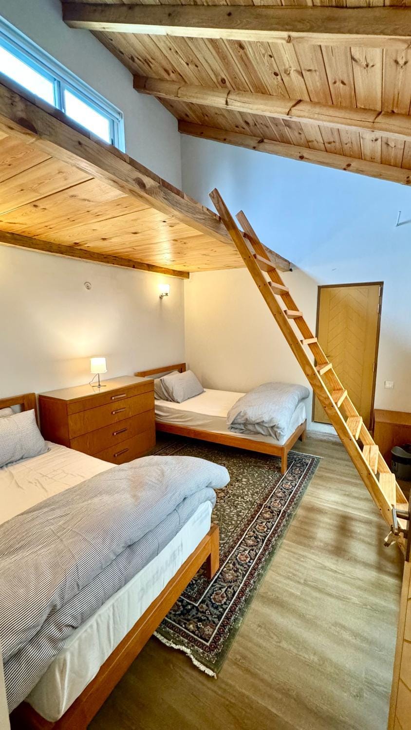 Bed, View (from property/room), Bedroom, VIP