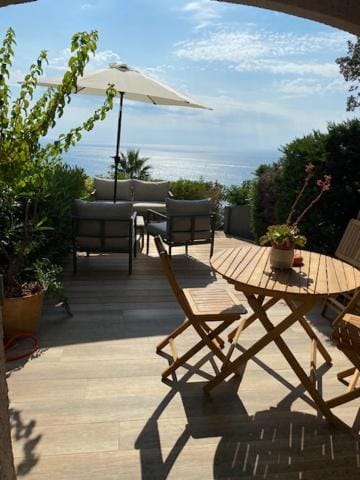 View (from property/room), Balcony/Terrace