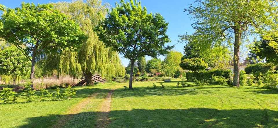 Camping de Graçay Campground/ 
RV Resort in Centre-Val de Loire