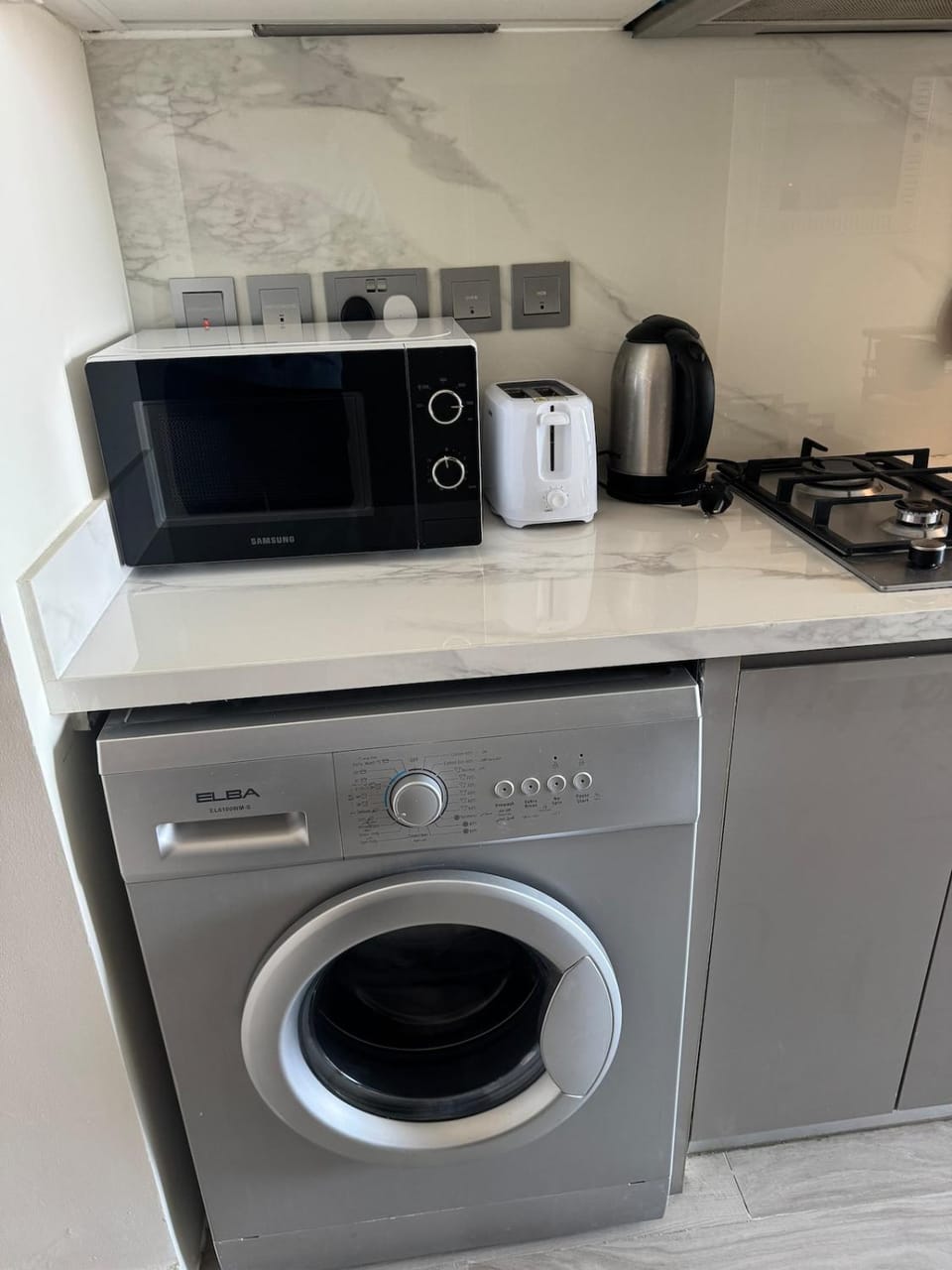 Studio Free Parking Pet Friendly Near Downtown Dubai Apartment in Dubai
