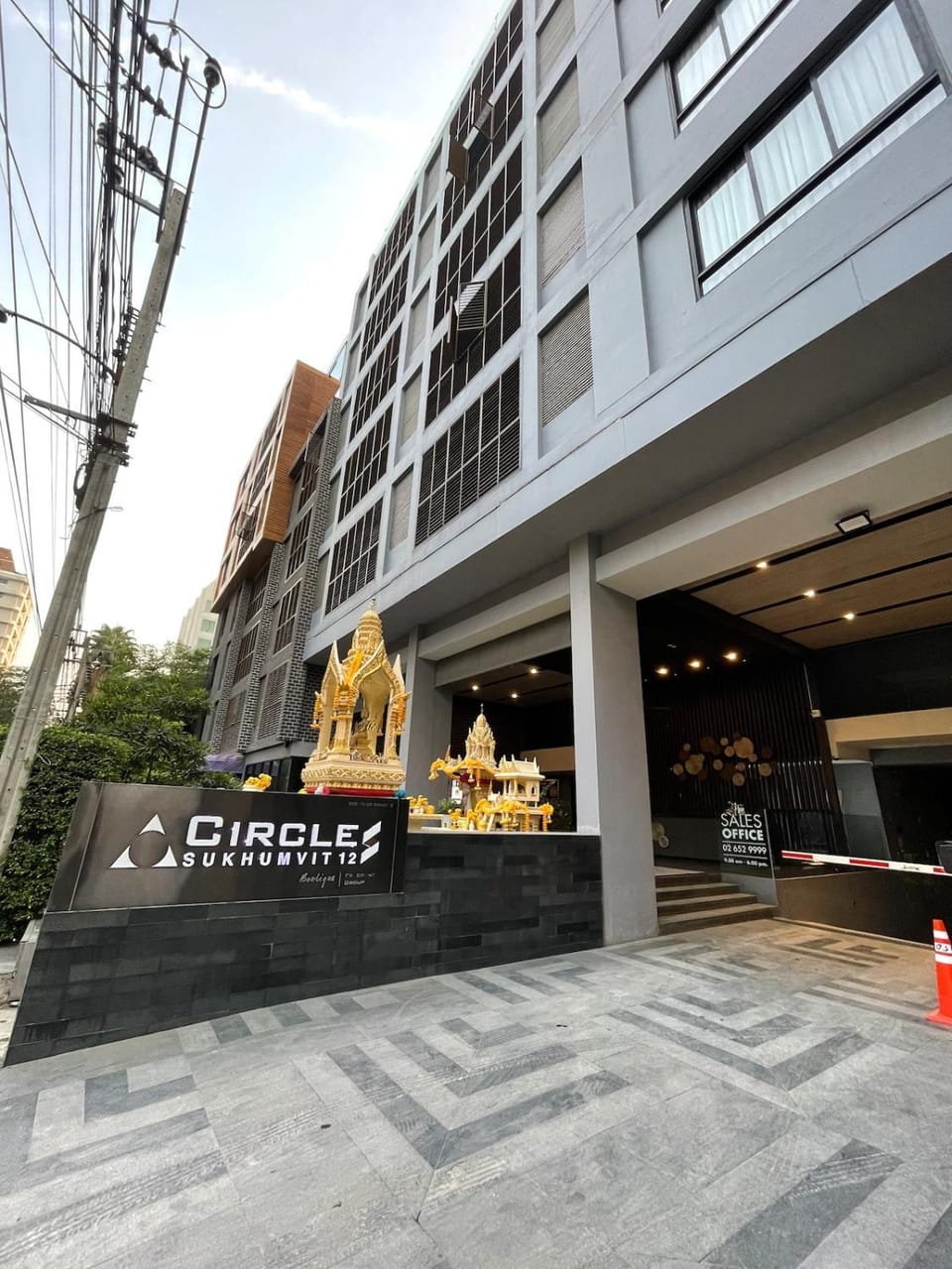 4Pax MRT BTS Asoke, Terminal21 Apartment in Bangkok