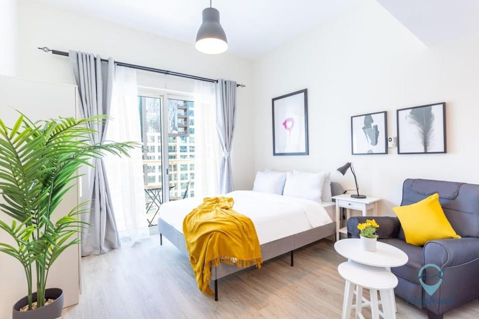 Lovely Cozy Studio l Steps to JBR Apartment in Dubai