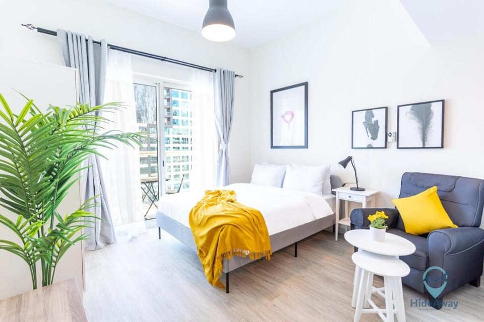 Lovely Cozy Studio l Steps to JBR Apartment in Dubai