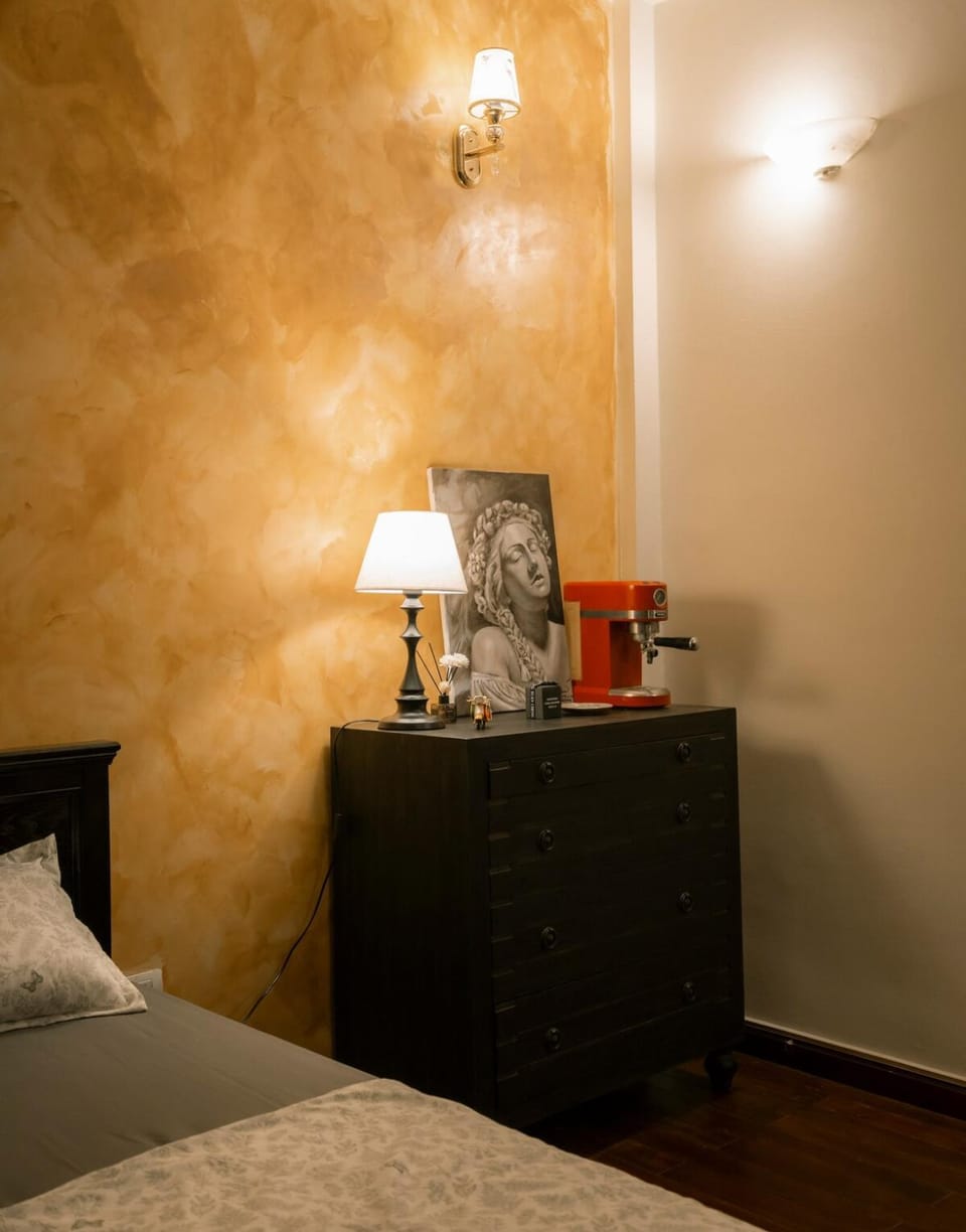 Song Clouds Old Quarter Hanoi Free Laundry Balcony Apartment in Hanoi