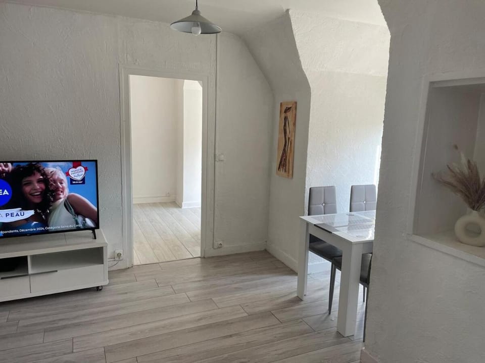 Le Gambetta Apartment in Gien