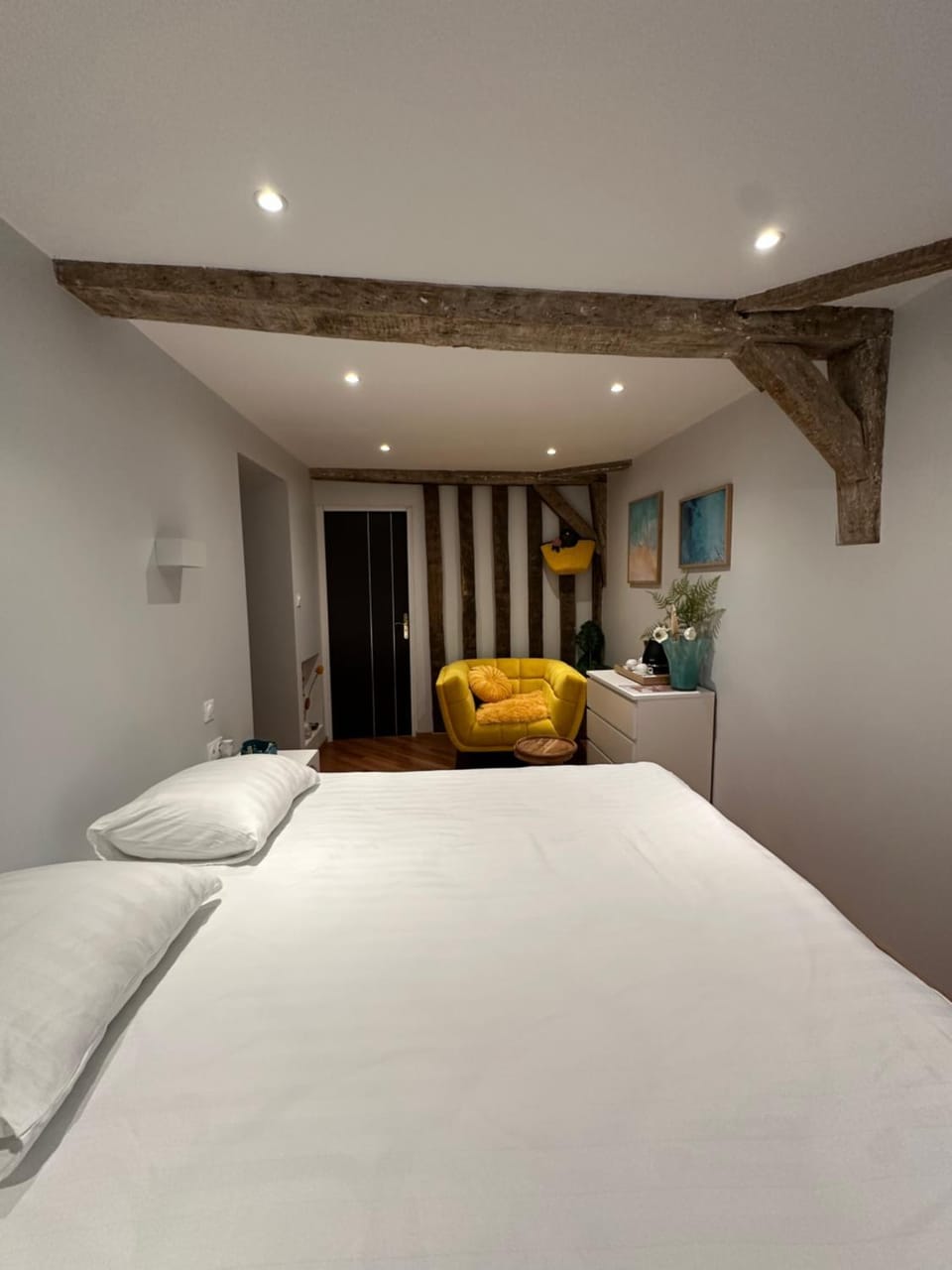 Chambre privée de La Valette avec salle de bain Vacation rental in Brittany