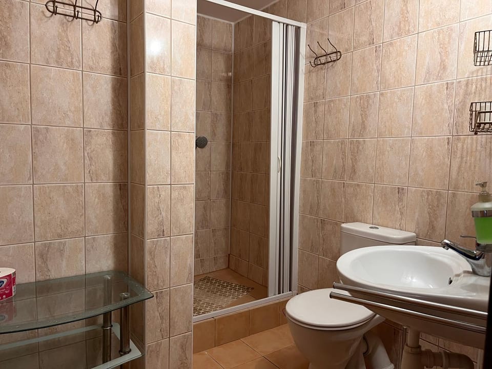 Shower, Toilet, Bathroom