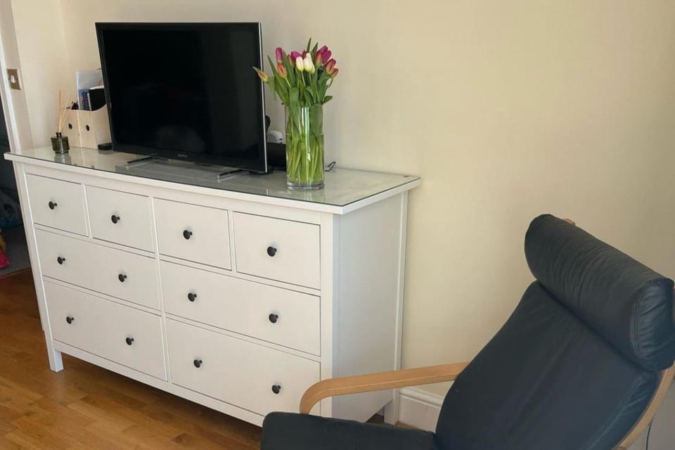 Cardiff Apt - Sleeps 6 - Castle & Stadium Nearby Apartment in Cardiff