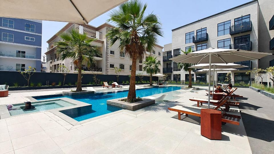 Free housekeeping visits during your stay - StayShort - Spacious and Stunning Studio in The Heart of JVC Apartment in Dubai