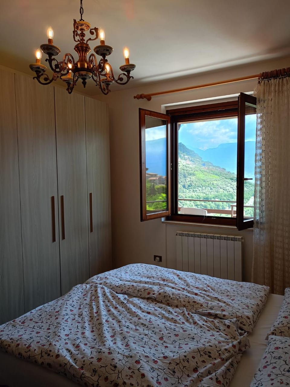Albergo Diffuso Borgo Piovere, Annarosa 2 camere terrazzo e Vista Lago Apartment in Tignale