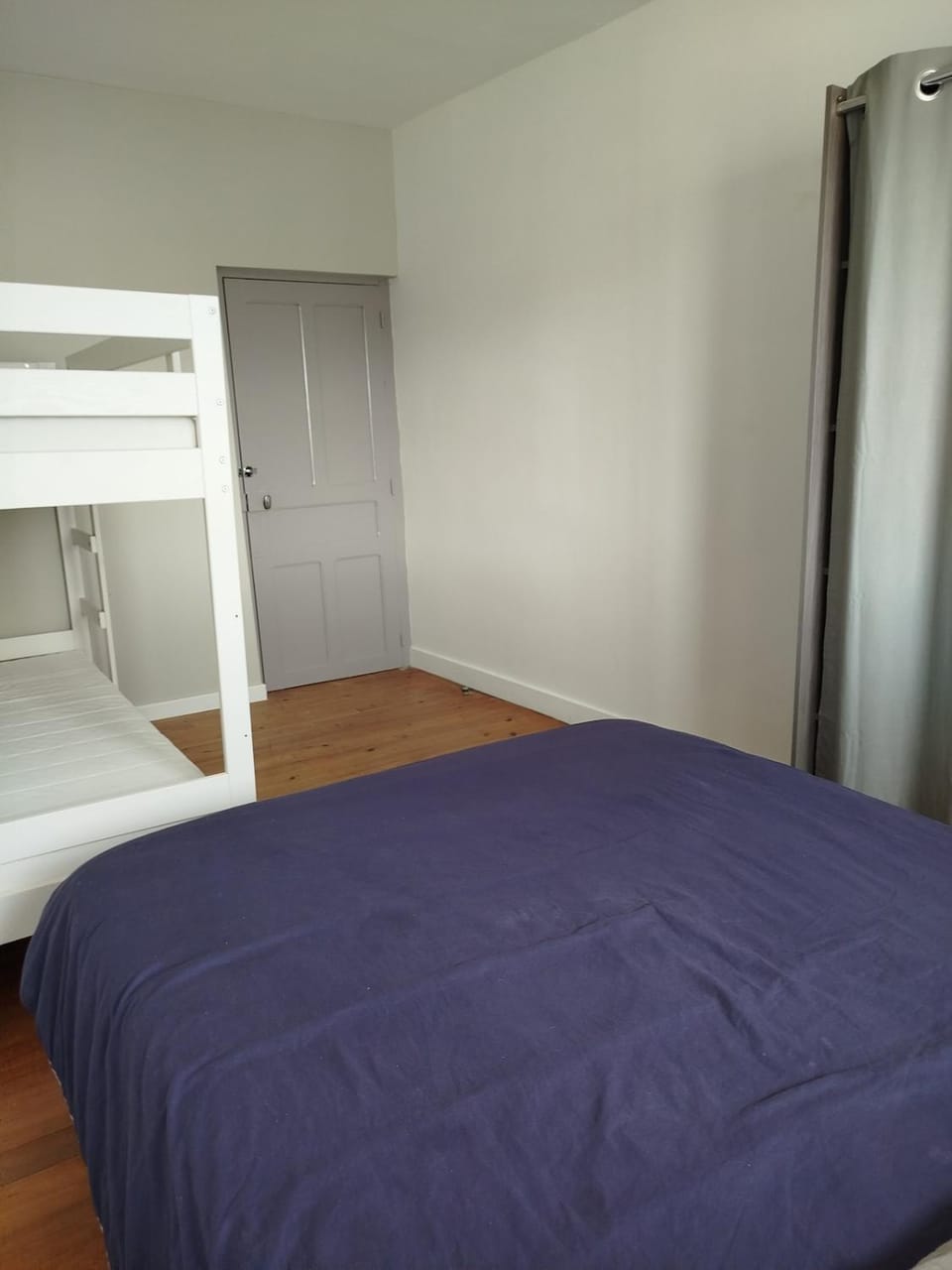 Bed, Photo of the whole room, Bedroom, bunk bed, wardrobe