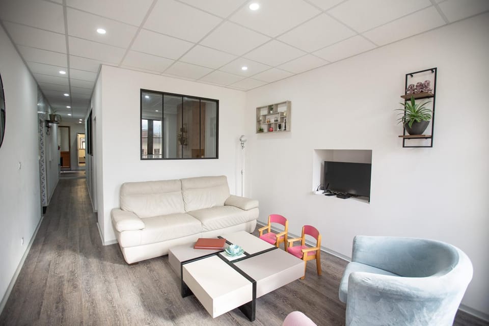 TV and multimedia, Living room, Seating area