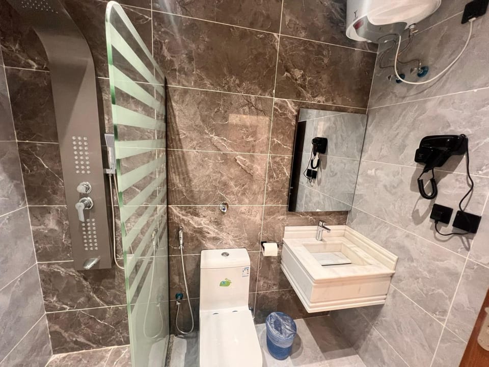 شقة بتصميم انيق ودخول ذاتي ج Apartment in Jeddah