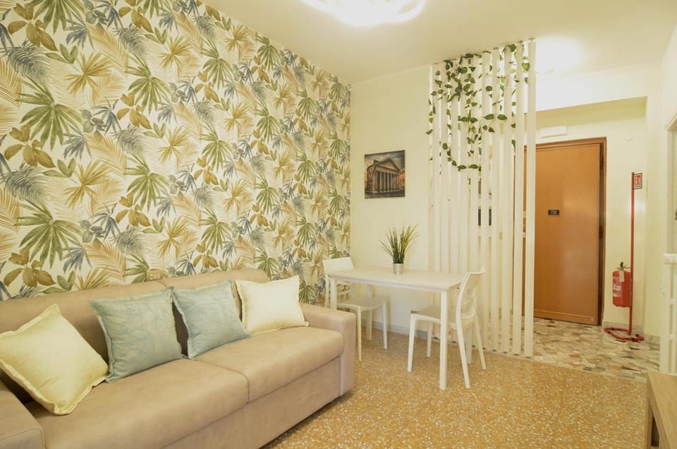 Living room, Seating area, heating, internet