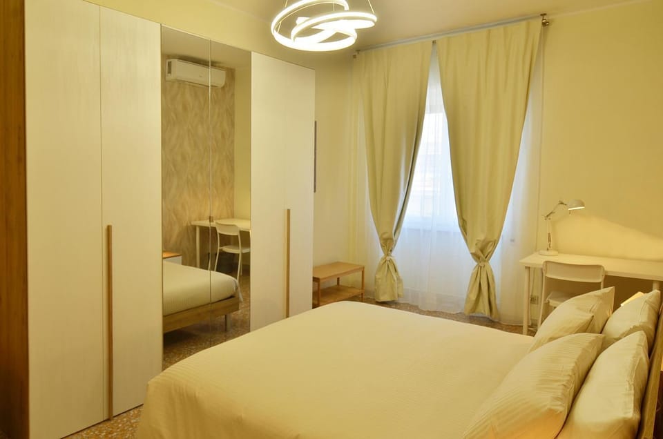 Bed, Seating area, Bedroom, heating, internet, wardrobe, air conditioner