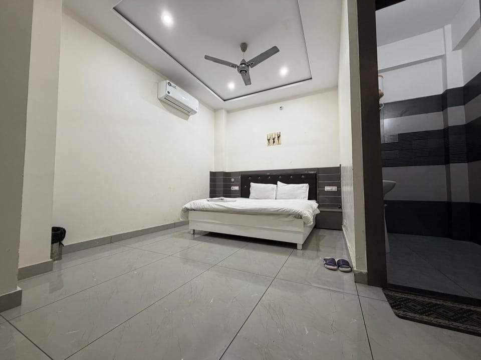 Hotel Velga Hotel in Punjab, India