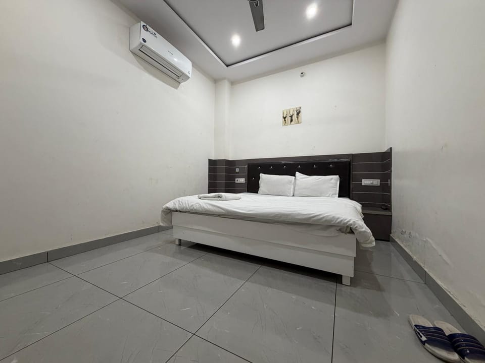Hotel Velga Hotel in Punjab, India