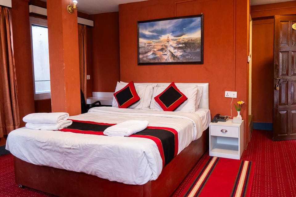 Bed, Photo of the whole room, Bedroom