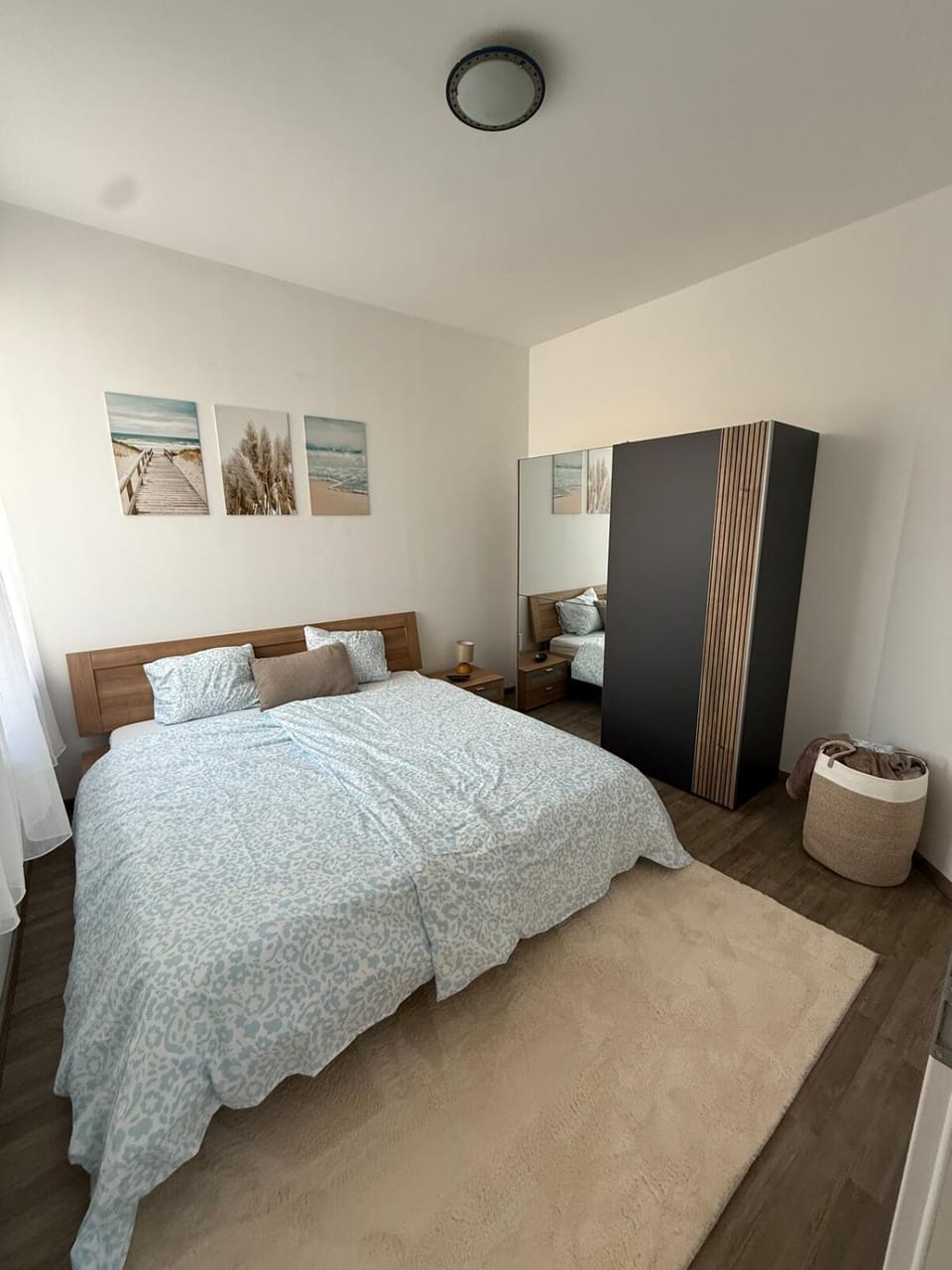 Bed, Photo of the whole room, Bedroom, wardrobe
