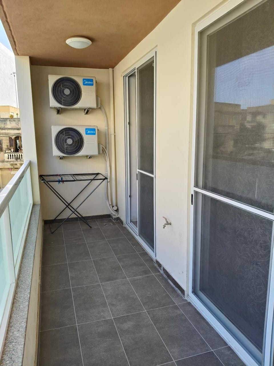 Balcony/Terrace, air conditioner