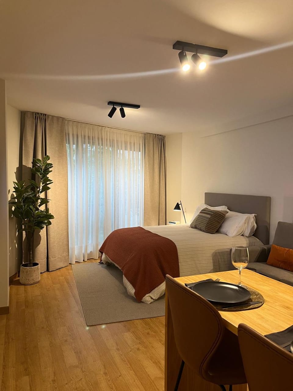 Photo of the whole room