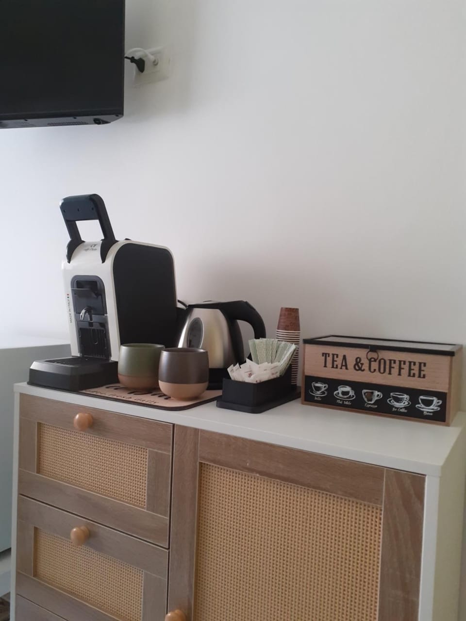 Coffee/tea facilities