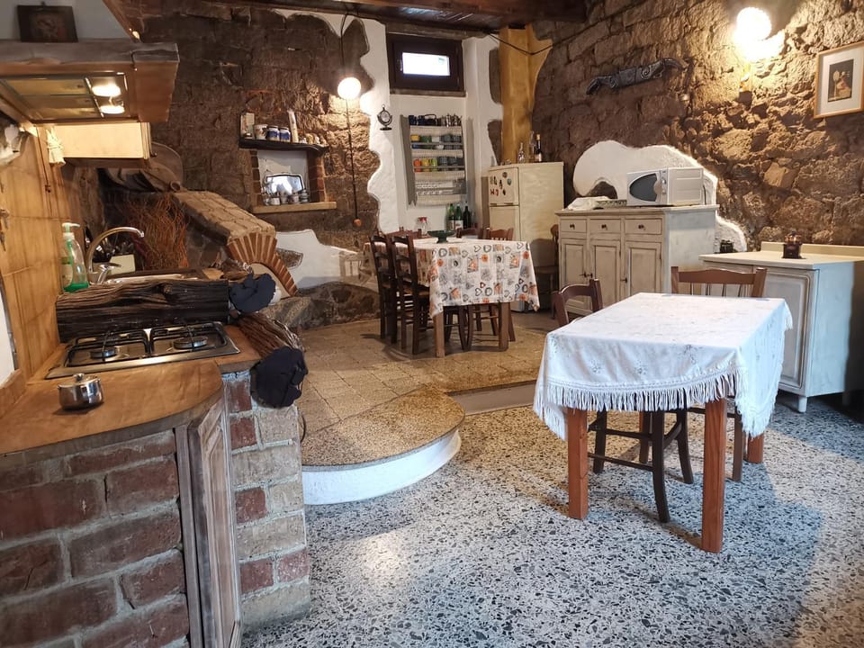 La taverna del gufo bed & breakfast Bed and Breakfast in Sardinia