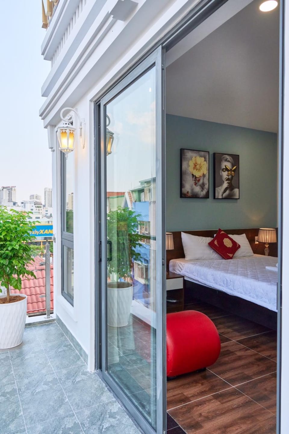 Nguyên Hương Hotel Hotel in Ho Chi Minh City
