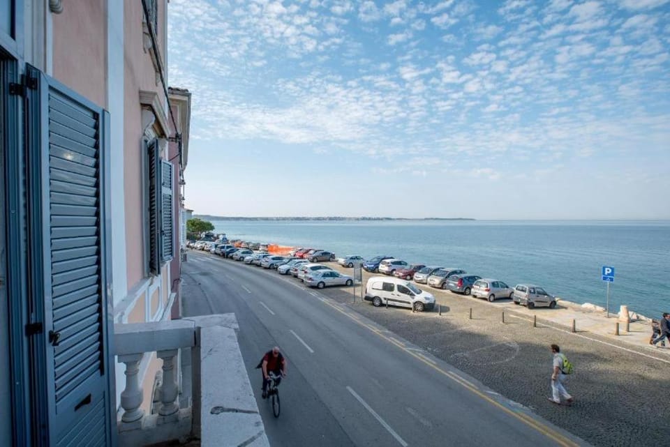 Breath of the Sea Apartment in Piran