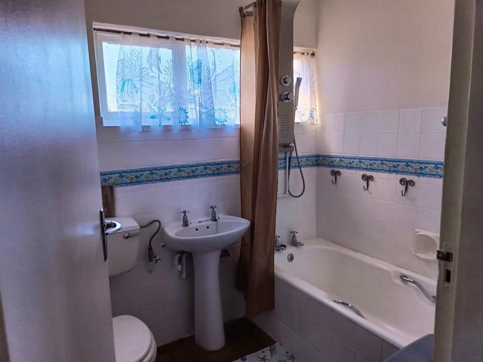 Shower, Toilet, Bath