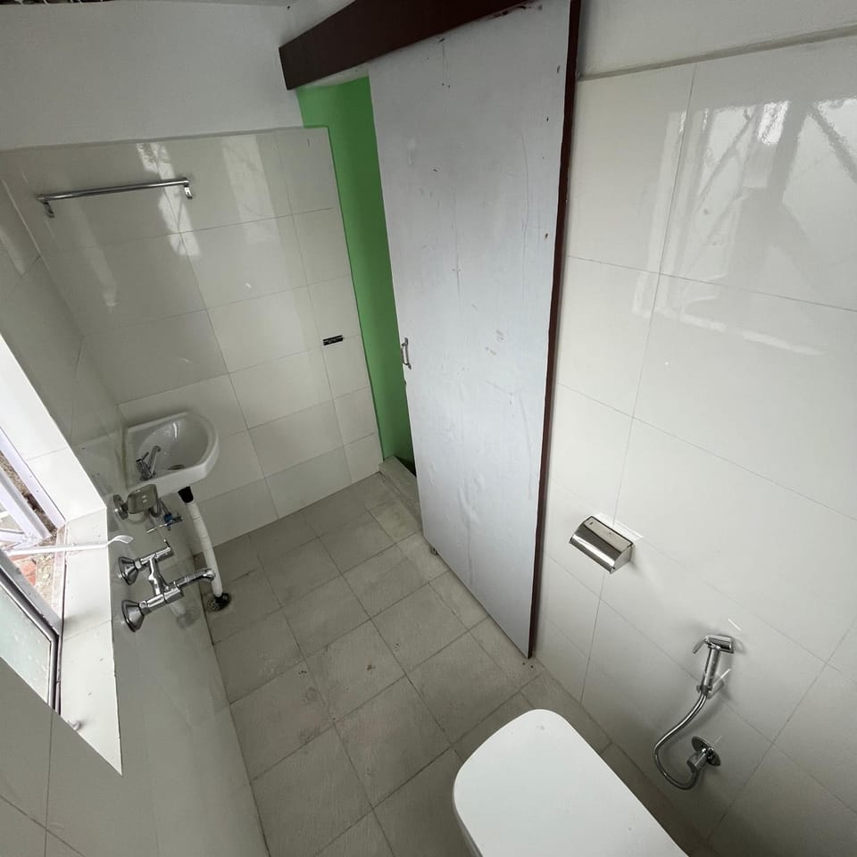 Toilet, Bathroom