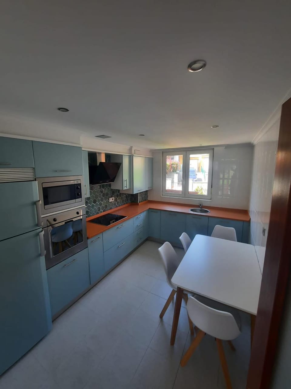 El Gallo Azul House in Cantabria