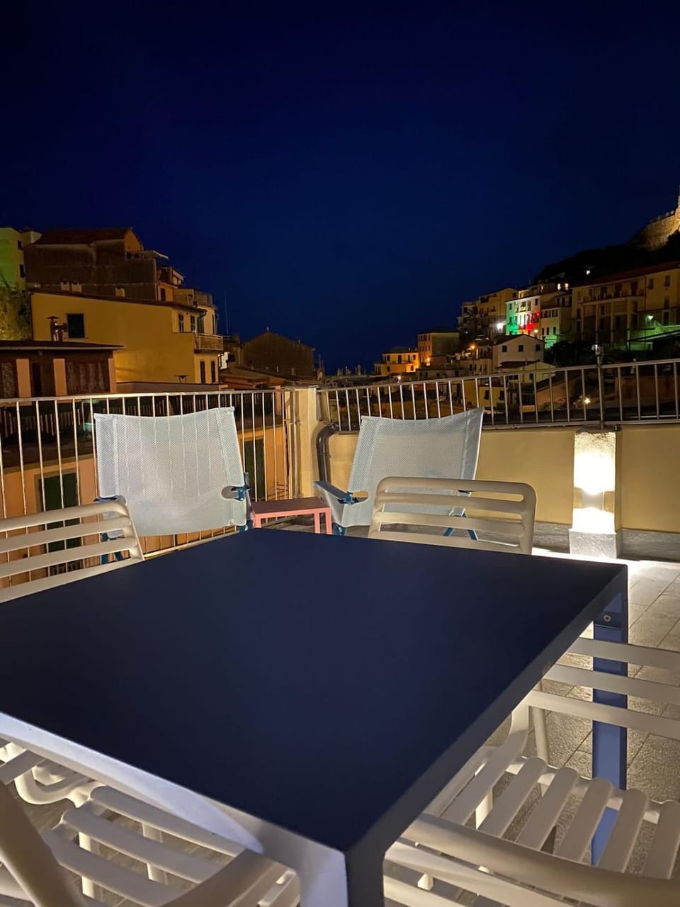 Italove Riomaggiore Apt2 with terrace Exclusive Apartment in Riomaggiore