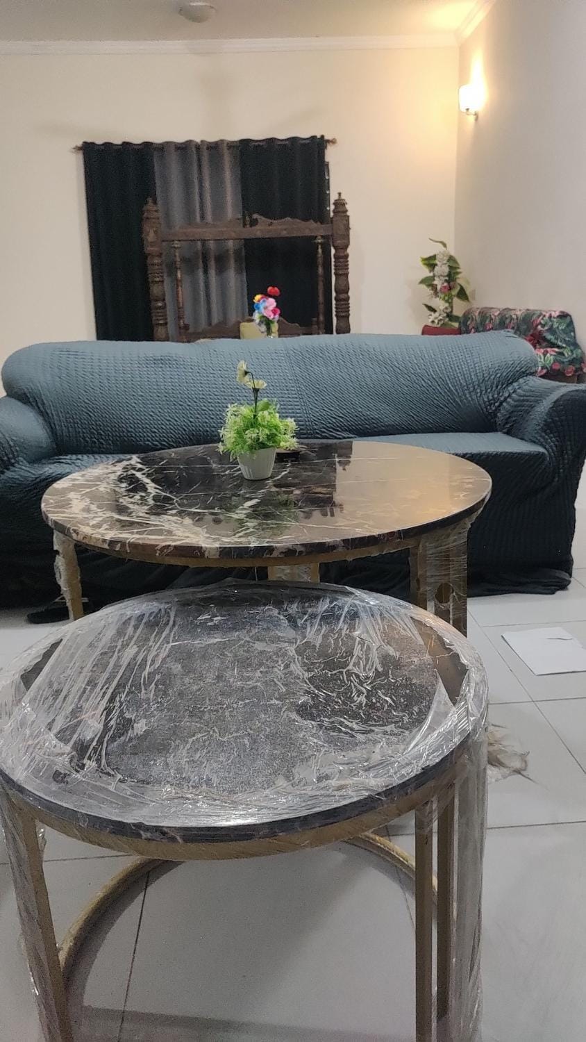 Beautifuls villa families friend in stay the heart of Bahria TV inflex good Apartment in Karachi